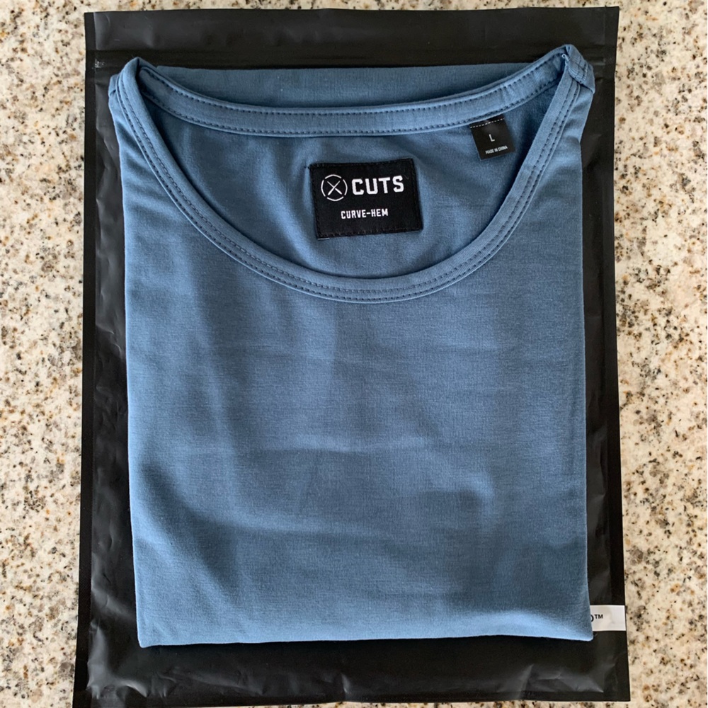 Cuts Curve-Hem short sleeve